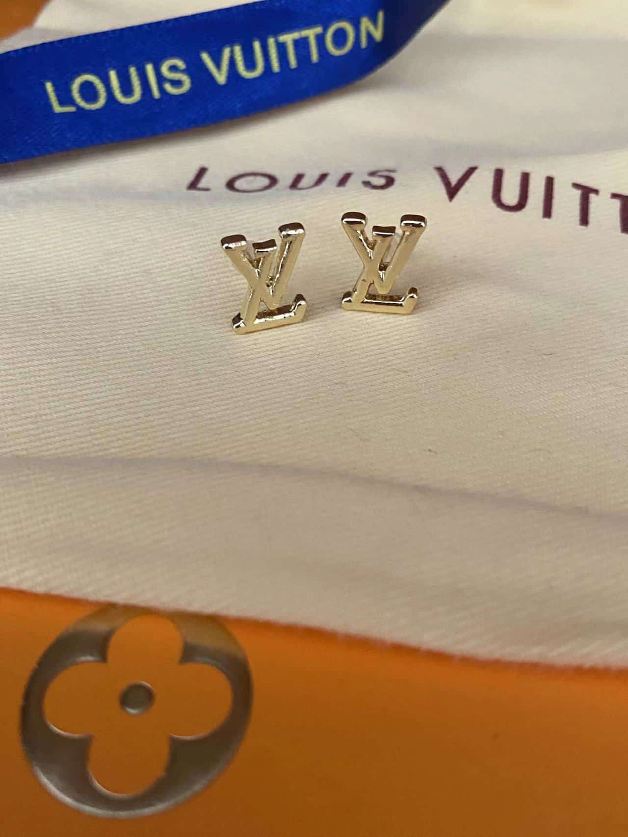 lve01.jpg